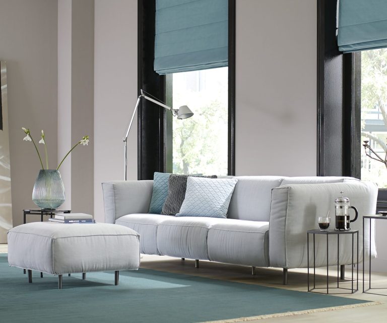 Vouwgordijn – Sunway – blauw – woonkamer – liggend (1)