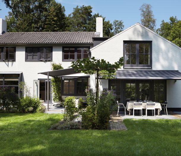 Buitenzonwering | Knikarmscherm | de Woonspecialist