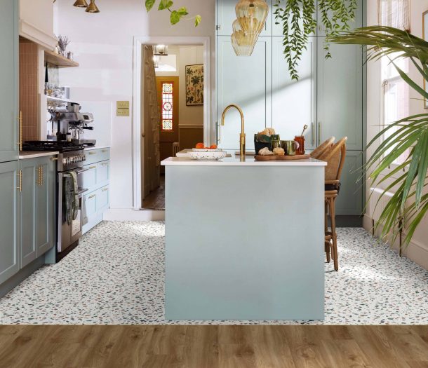 Tropical Forest_Fiastra 46733 – Sierra Oak 58876_room v2