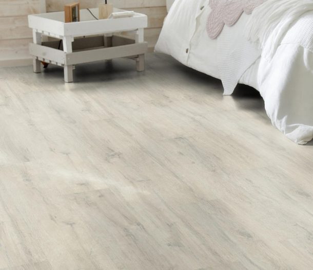 Laminaat wit slaapkamer_Tarkett Easy-Line-832_Travertine-Oak