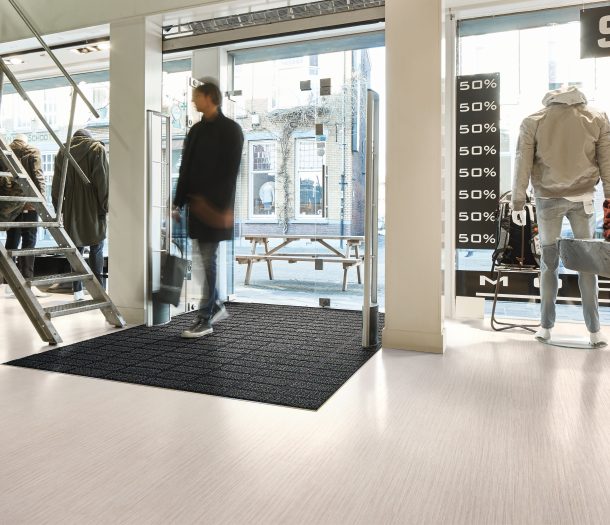 Deurmat – Forbo – Coral click 5721 – winkel donker – liggend