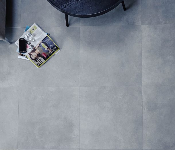 WIJS pvc vloer tegels grijs woonkamer