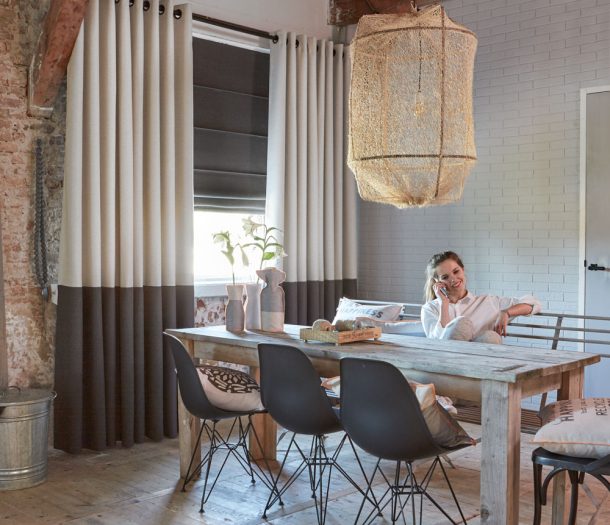 Verduisterende overgordijnen gecombineerd met vouwgordijnen