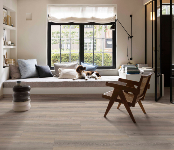 Vloeren – pvc – Moduleo – Coastal Spirit Ethnic wenge 28282_room – sfeerfoto – vierkant.jpg